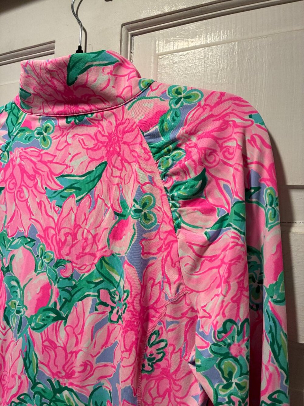 Lilly Pulitzer~ NWOT!!~ UPF 50+ Luxletic® (Retail:  $138) - Picture 15 of 16